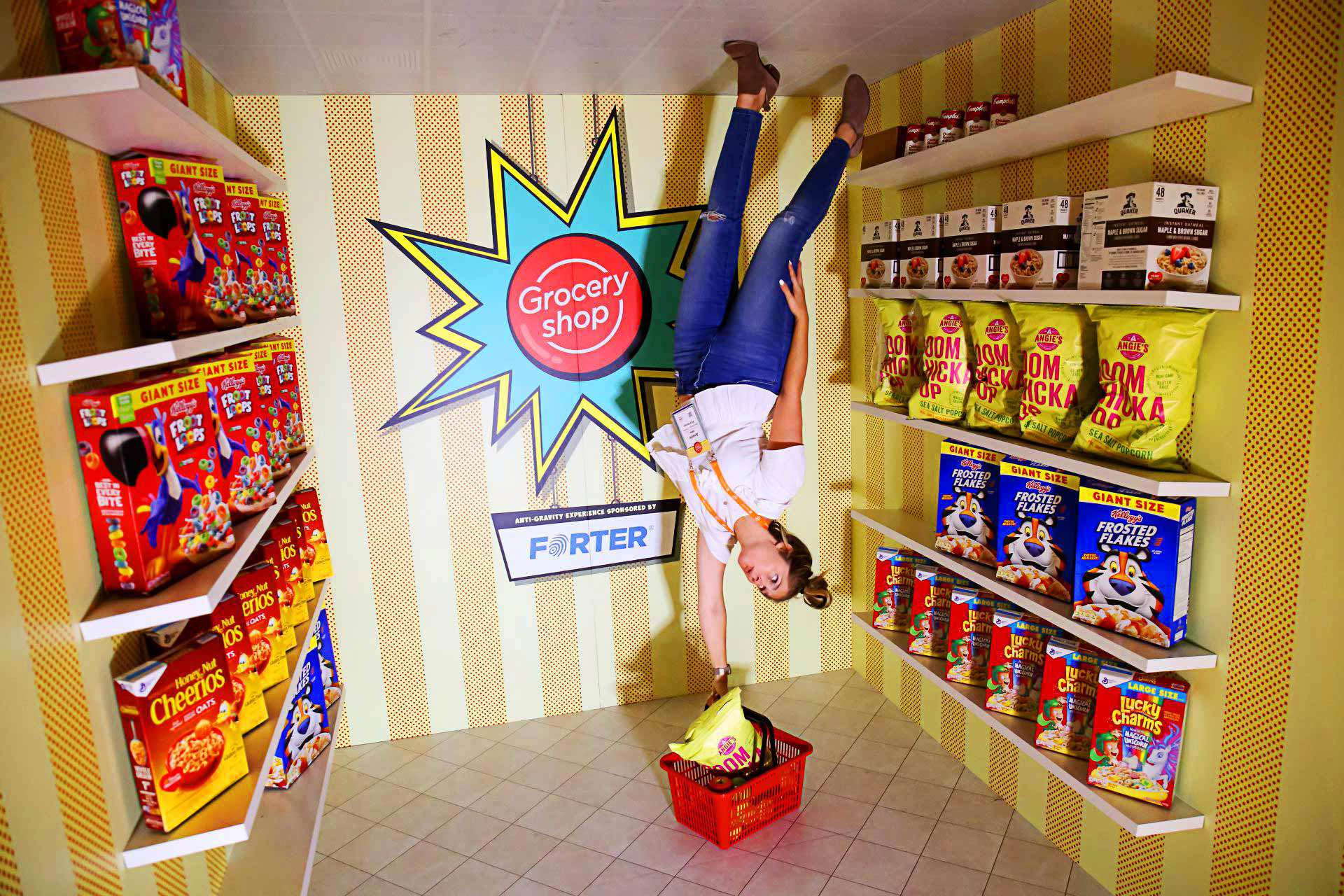 Store of Tomorrow, striped aisle, starburst hero