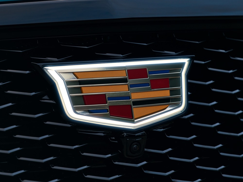 Cadillac crest on the grille of an Escalade